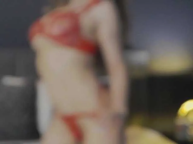 Live sex webcam photo for NikiBryce #275848624