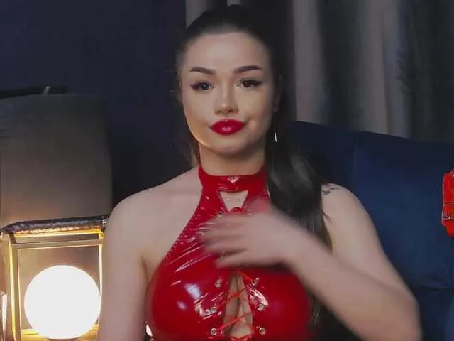 Live sex webcam photo for NikiBryce #277752349