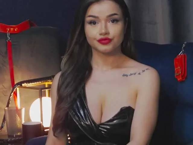 Live sex webcam photo for NikiBryce #278156962