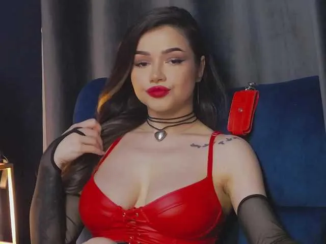 Live sex webcam photo for NikiBryce #278181285