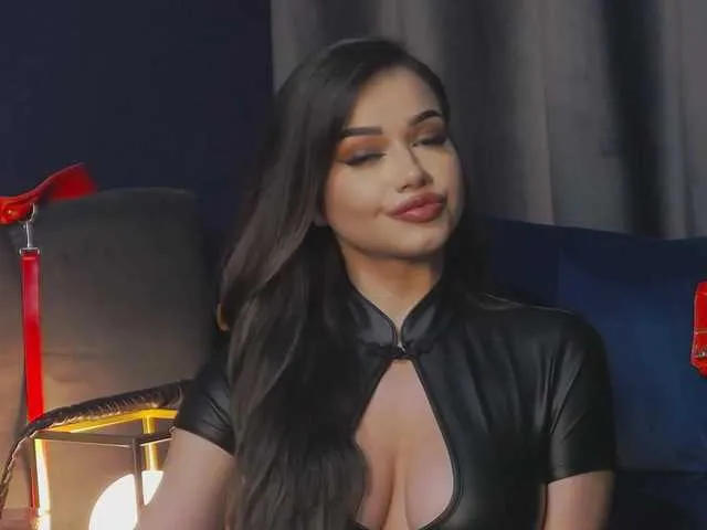 Live sex webcam photo for NikiBryce #279333137
