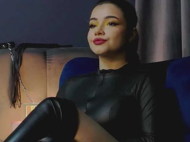 Live sex webcam photo for NikiBryce #291023337