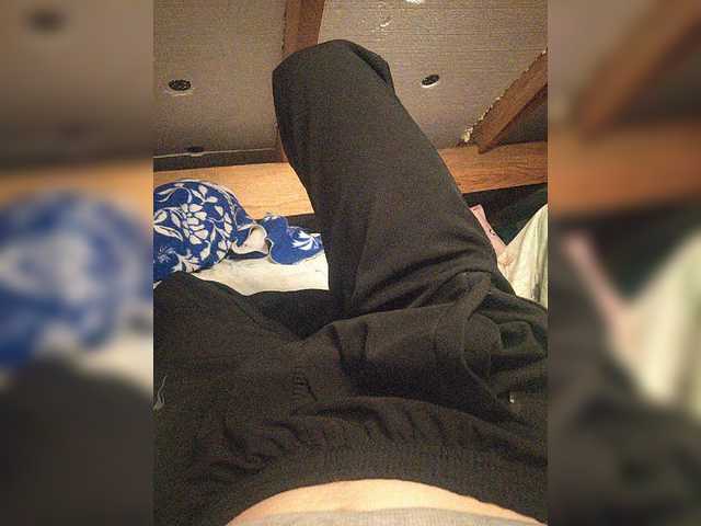 Live sex webcam photo for Nikilodi #276663156