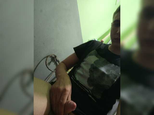 Live sex webcam photo for Nikini23 #277800200