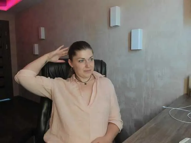 Live sex webcam photo for Nikisport-1 #291365364