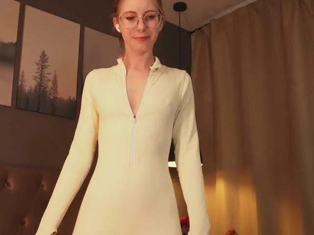 Live sex webcam photo for Nikki-Gia #291339075