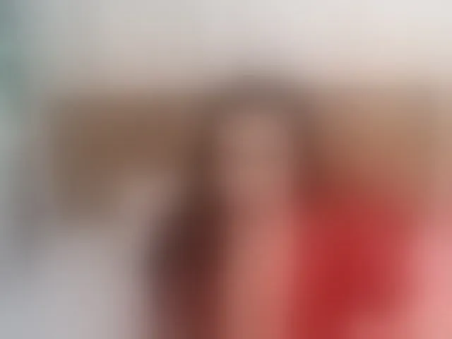 Live sex webcam photo for NikkiMilky #292717439