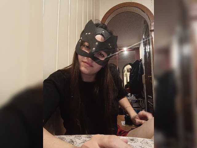 Live sex webcam photo for NikkySecrets #277518167