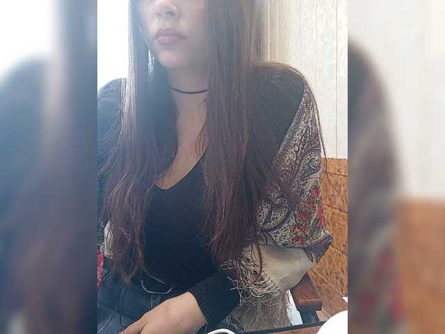 Live sex webcam photo for NikkySecrets #277547402