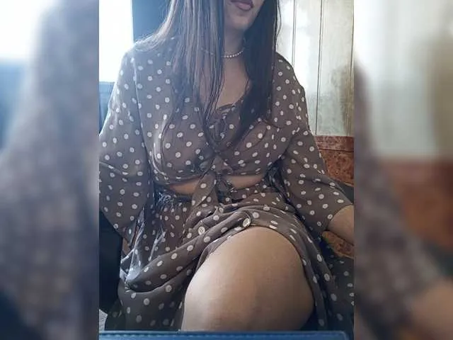 Live sex webcam photo for NikkySecrets #278023973