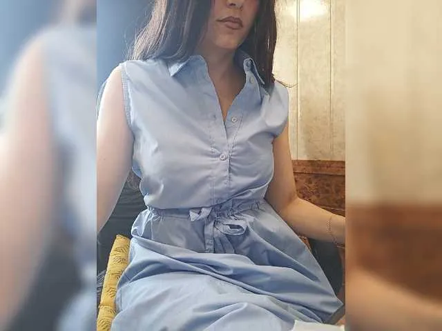 Live sex webcam photo for NikkySecrets #278107152