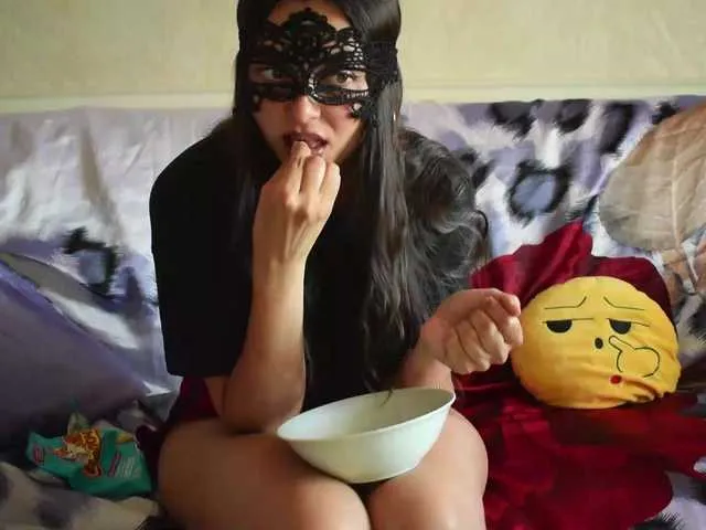 Live sex webcam photo for NikkySecrets #278215250