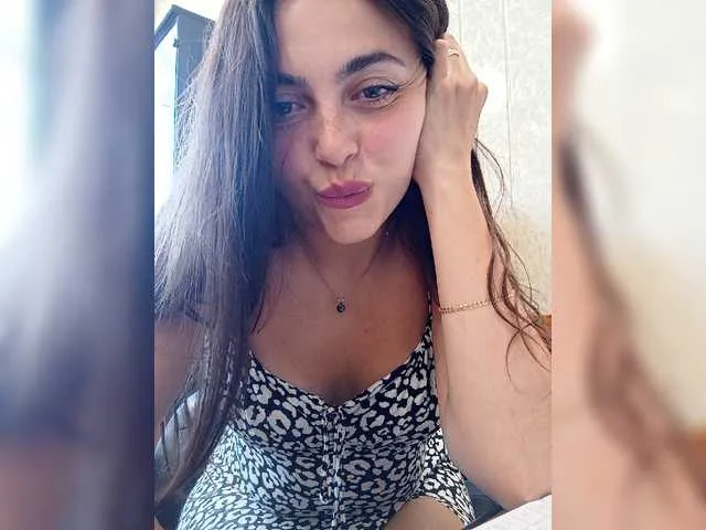 Live sex webcam photo for NikkySecrets #278218537