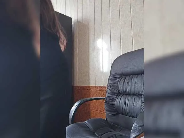 Live sex webcam photo for NikkySecrets #289319372