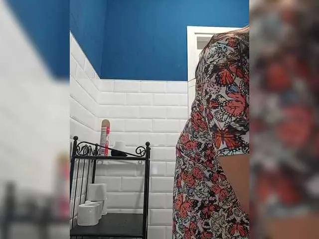 Live sex webcam photo for NikkySecrets #289460944