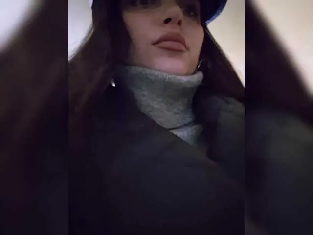 Live sex webcam photo for NikkySecrets #290717759