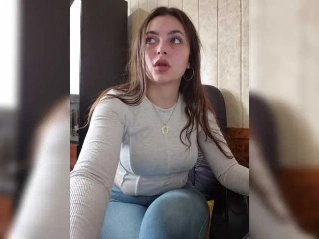 Live sex webcam photo for NikkySecrets #290805240