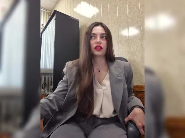 Live sex webcam photo for NikkySecrets #291089761