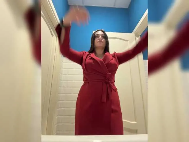 Live sex webcam photo for NikkySecrets #291933913