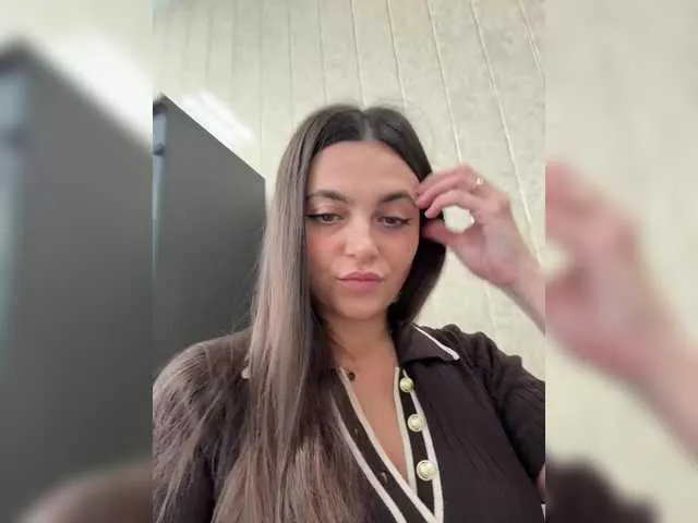 Live sex webcam photo for NikkySecrets #291967468