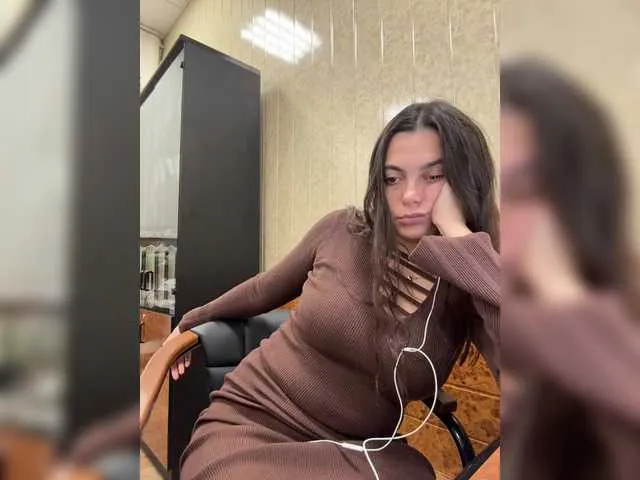 Live sex webcam photo for NikkySecrets #292248119