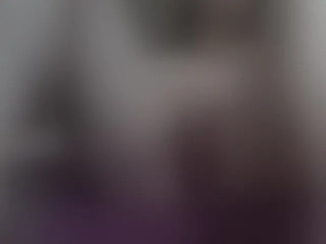Live sex webcam photo for Nikol19721 #292336462