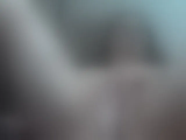 Live sex webcam photo for Nikol19721 #292349308