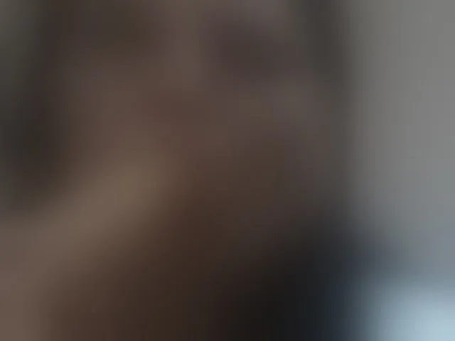 Live sex webcam photo for Nikol19721 #293760479