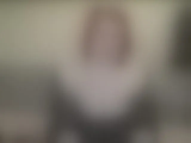Live sex webcam photo for NikolRedMilf #292668751