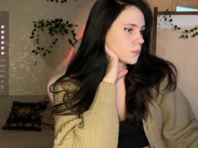 Live sex webcam photo for NimfaHeart #277666535