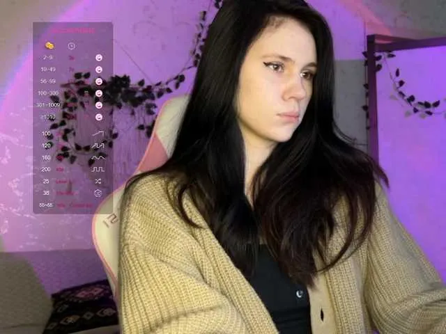 Live sex webcam photo for NimfaHeart #277758346