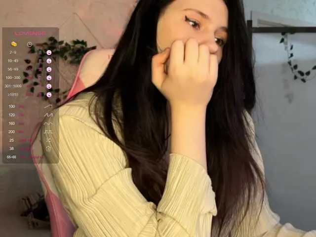 Live sex webcam photo for NimfaHeart #277791020