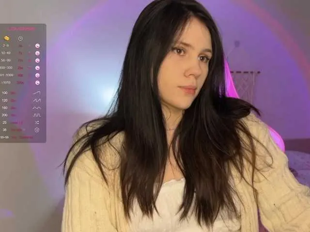 Live sex webcam photo for NimfaHeart #277896780