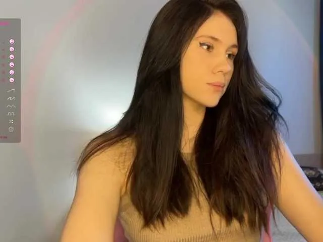 Live sex webcam photo for NimfaHeart #277952023