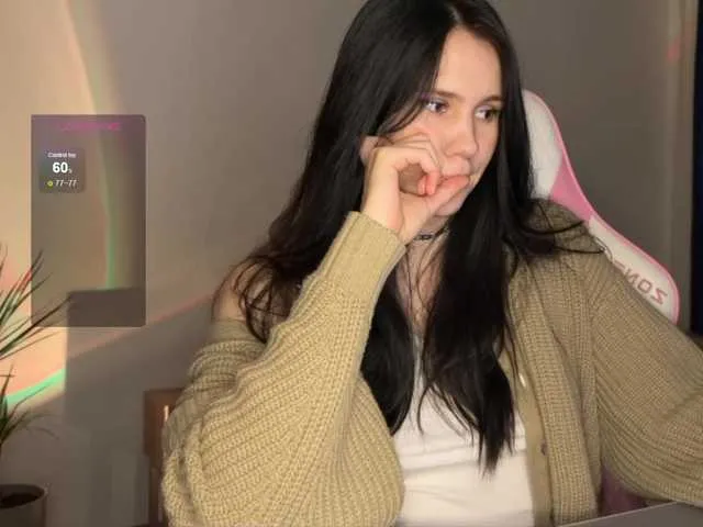 Live sex webcam photo for NimfaHeart #289224230