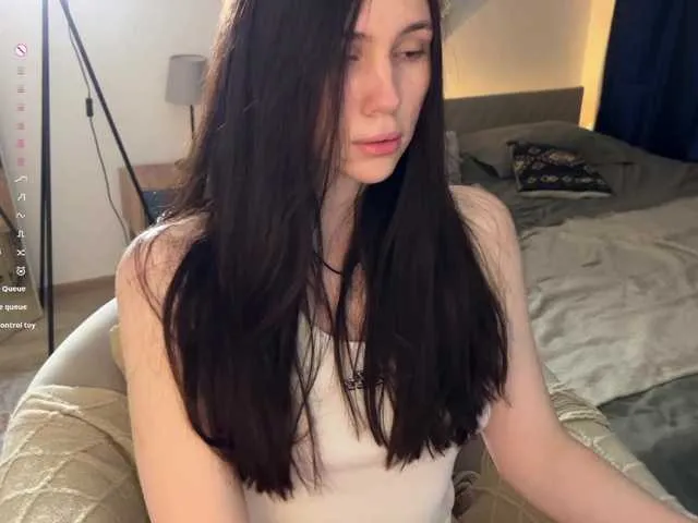 Live sex webcam photo for NimfaHeart #291255423