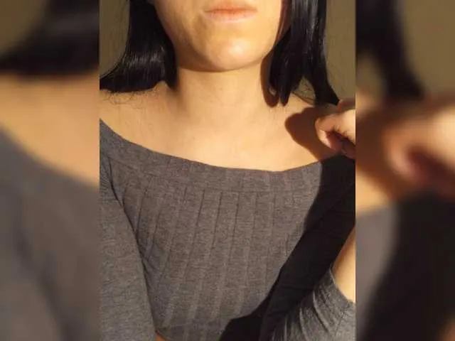 Live sex webcam photo for Nimfomanka9a #271898356