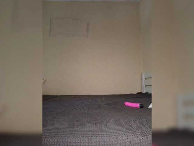 Live sex webcam photo for Nimfomanka9a #277932968