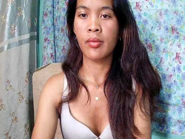 Live sex webcam photo for Nina-001 #293330732