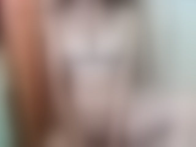 Live sex webcam photo for Nina-001 #293513578