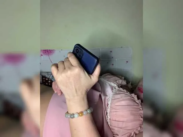 Live sex webcam photo for Nina22x #290643112