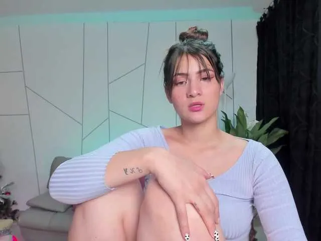Live sex webcam photo for NinaCavalli #271835061