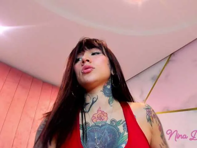 Live sex webcam photo for NinaDanger #289598545