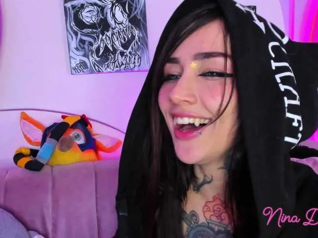 Live sex webcam photo for NinaDanger #290388725