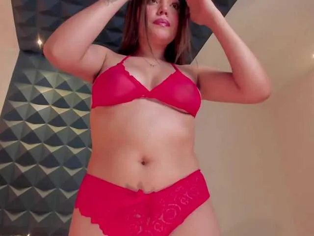 Live sex webcam photo for NinaMichelle #274477260