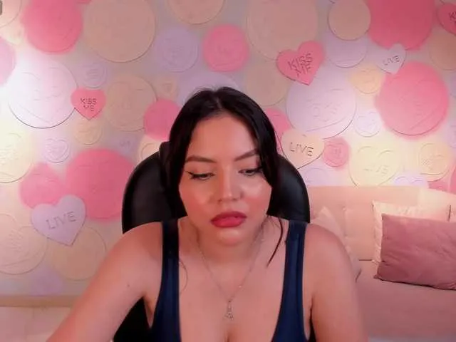 Live sex webcam photo for NinaMichelle #276740122