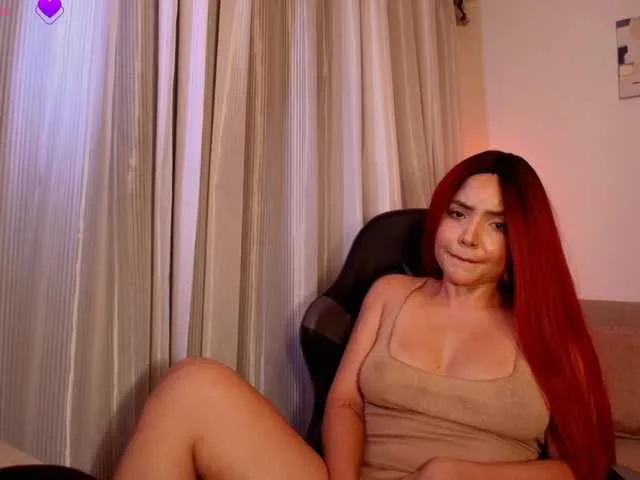 Live sex webcam photo for NinaMichelle #292304234