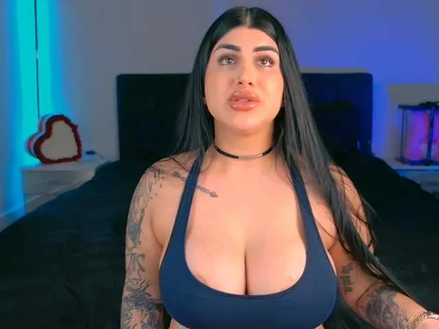 Live sex webcam photo for NinaRosee #291072178