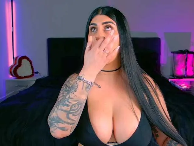 Live sex webcam photo for NinaRosee #291200646