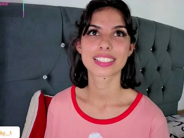 Live sex webcam photo for Ninasky #292330461